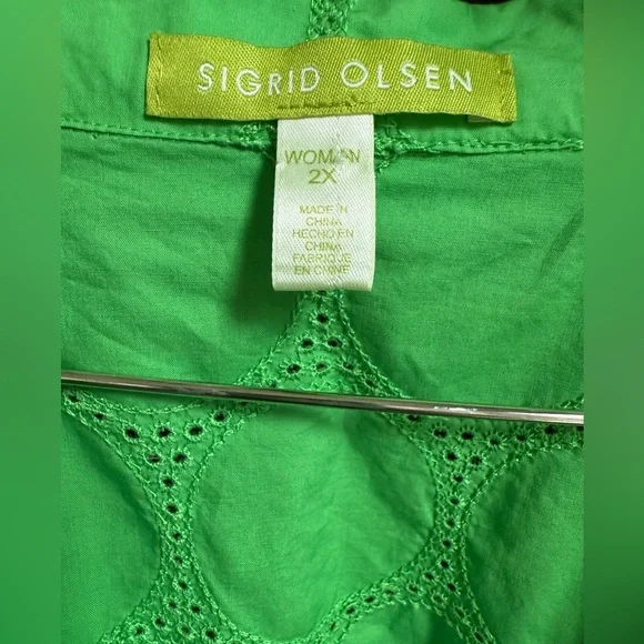 NWOT Sigrid Olsen Plus Green Eyelet Oversized Button Down Shirt - Picture 3 of 11